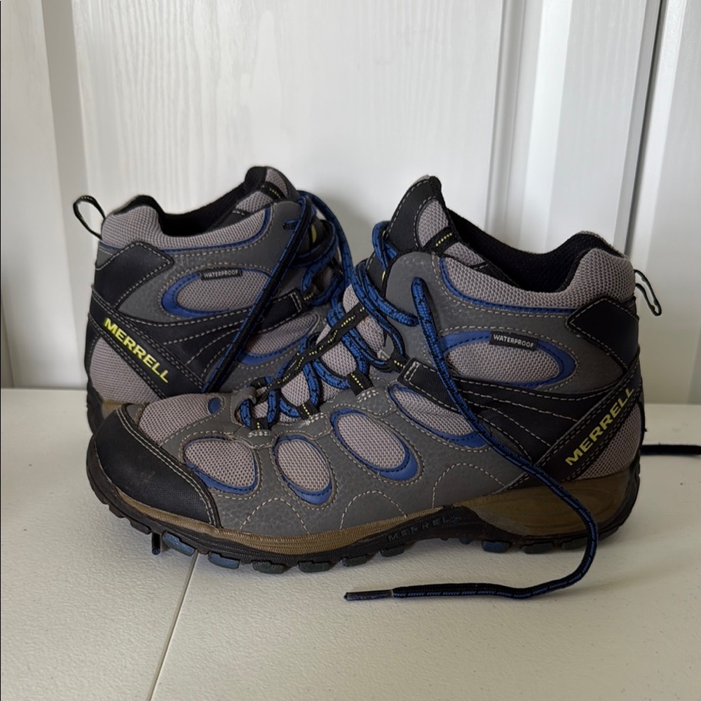 MERRELL KIDS SELECT DRY HILLTOP VENTILATOR WATERPROOF HIKING BOOTS (sz 5.5)